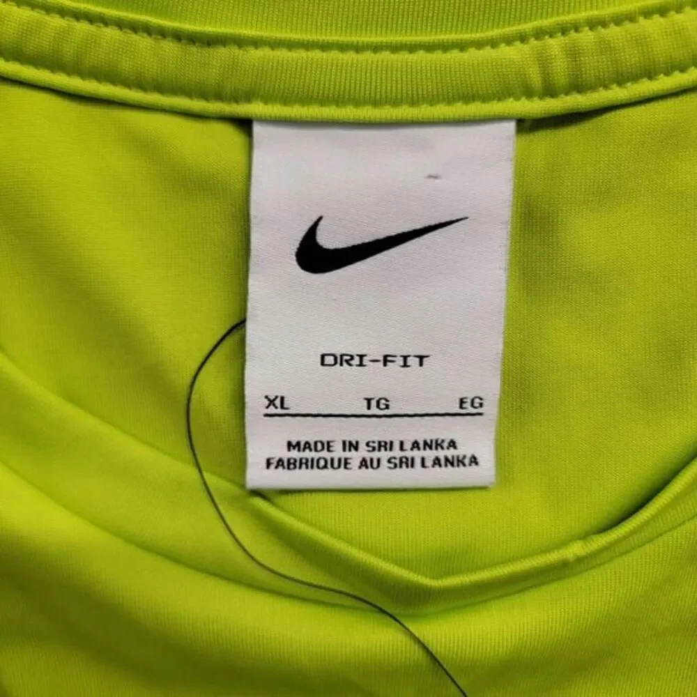 Nike Dri-Fit Boys Hybrid Muscle Training T Shirt Size XL Atomic Green DO7090-321